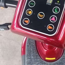 Merit 3 Wheel Scooter 