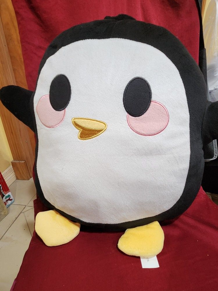 Penguin Plushie