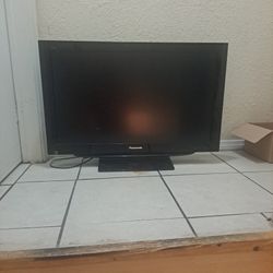40" Flat Screen TV 
