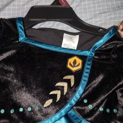 Elsa  Dress Size 5/6