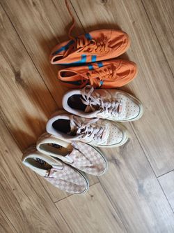Free woman's shoes