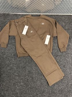 Alo Yoga Brown Sweatsuit Set NWT