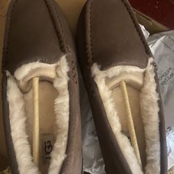 UGGS “Ansley” Women’s Slippers 