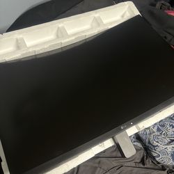 32 inch LG  curved monitor