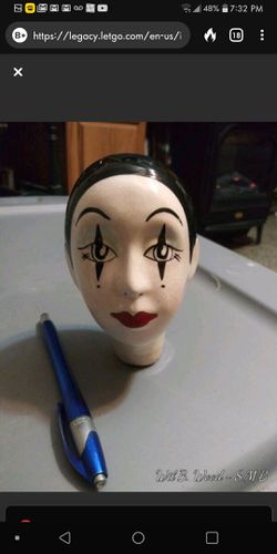 Antique porcelain doll head