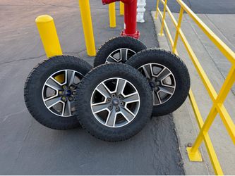 18" Ford F150 Rims and NEW Tires Wheels Expedition Lincoln Navigator F-150 F 150 6x135