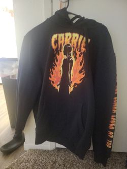 Carrier sweater  horror