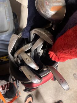 Complete Golf Club Set w/ Bag, Balls & Tees