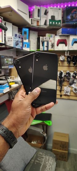 iPhone XR 64GB Unlocked in Excellent- On Special Cash deal starts $169