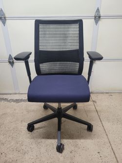 Steelcase Think 3D Knit Back Ergonomic Task Office Computer Desk Chair