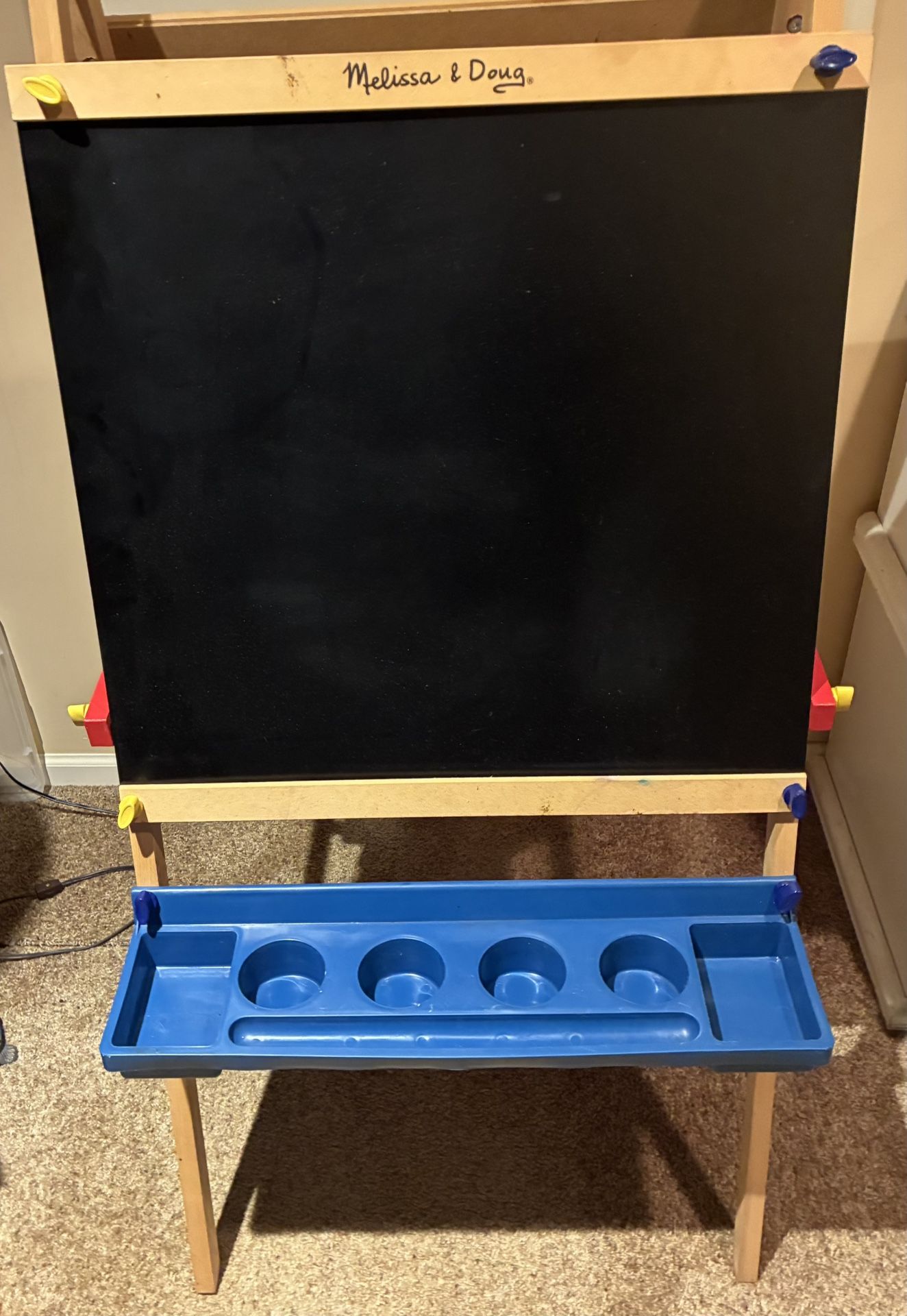 Two-Sided Easel With Paper Roll
