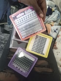Eyelash clusters