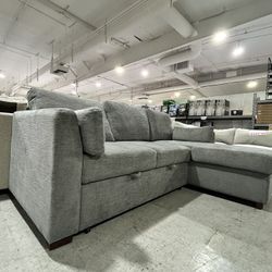 Coddle Aria Fabric Sleeper Sofá 