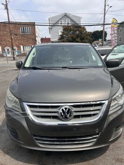 2011 Volkswagen Routan