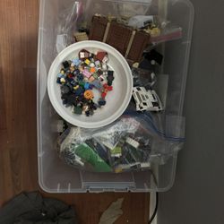 Over 30 Pounds Of Legos With Harry Potter, Mini Figs