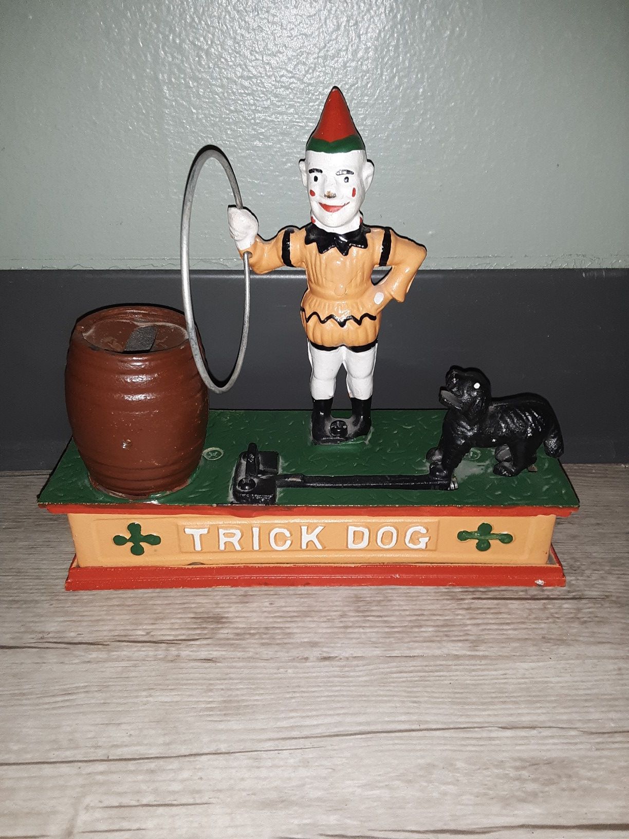 Vintage Cast-Iron Trick Dog Mechanical Coin Bank/ Americana Toy