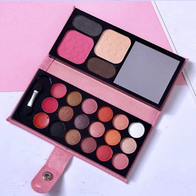 La Meila Professional Makeup Palette In Handy Wallet