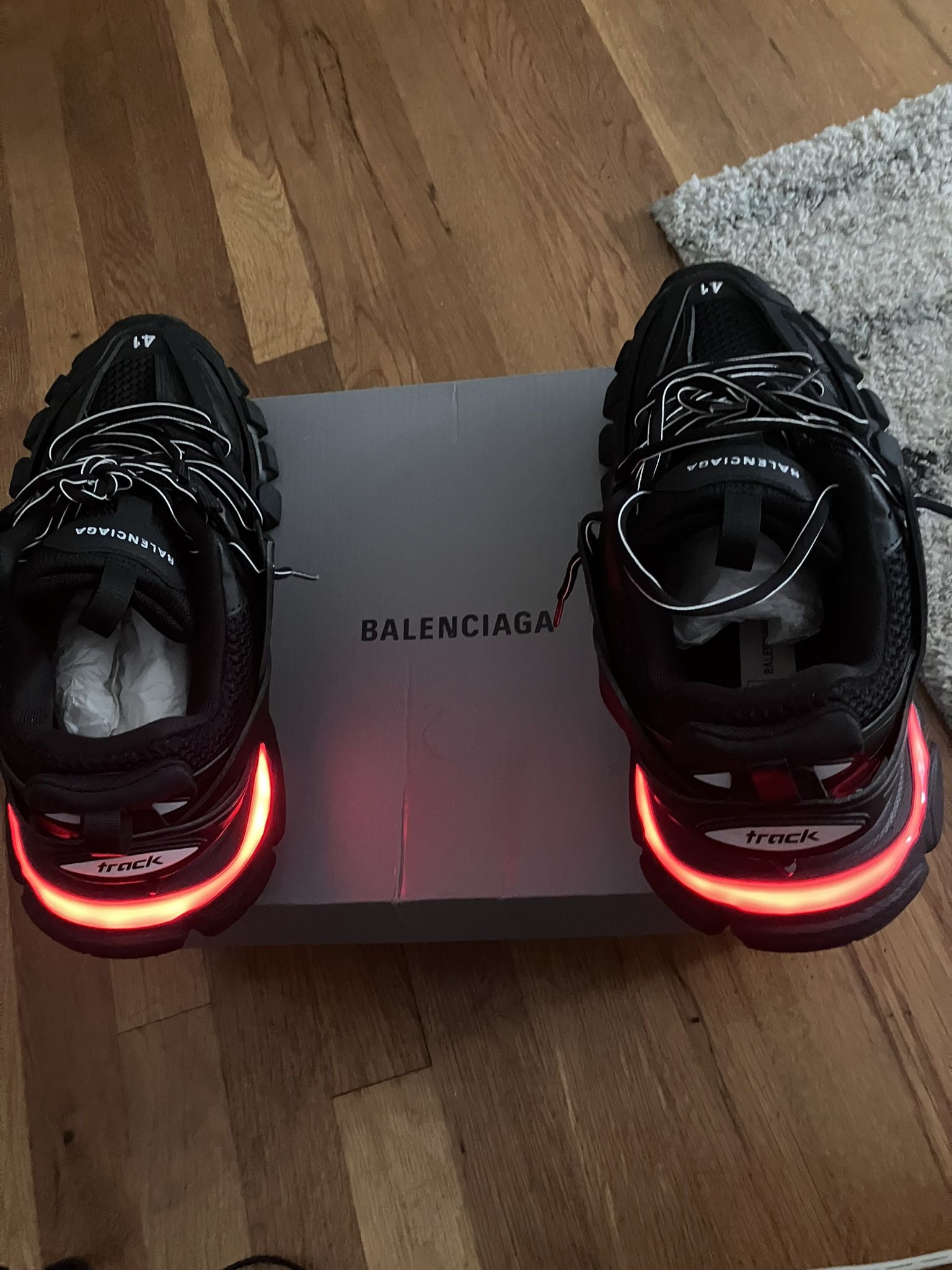 balencagia tracks