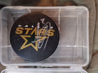 Dallas Stars Hockey Puck Signed By Steve Ott