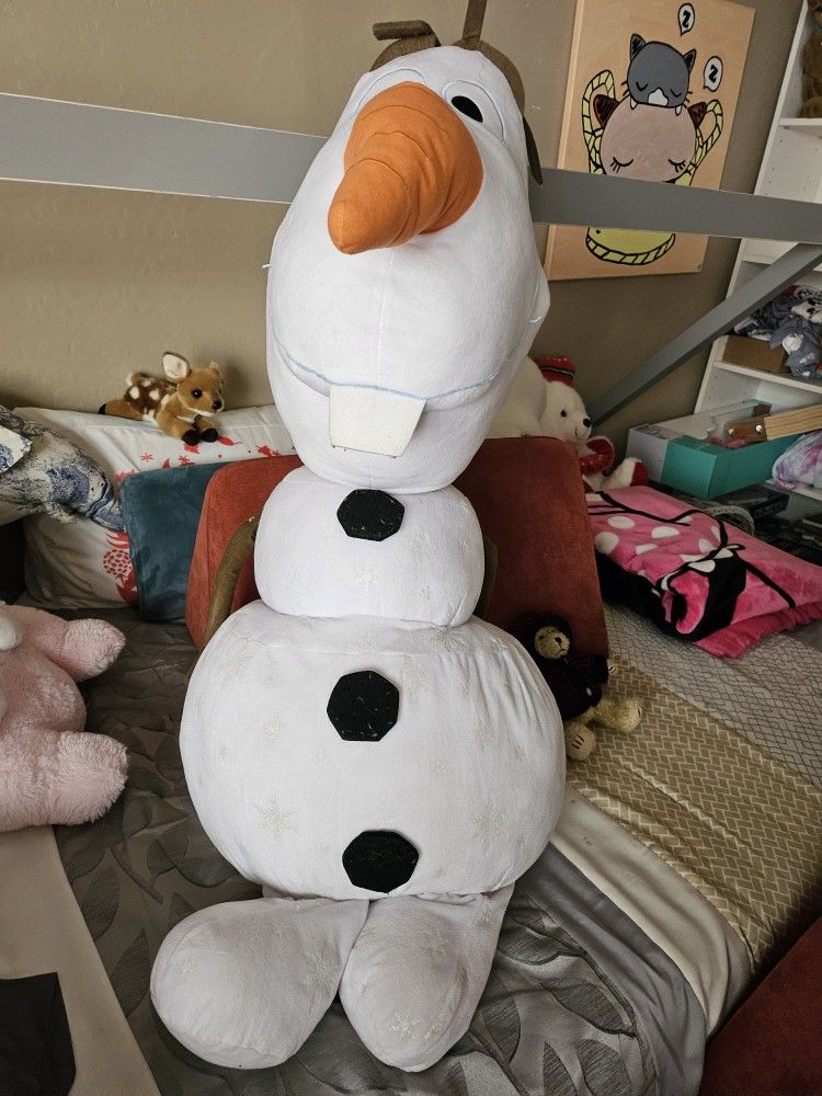 Olaf Giant Stuffed Toy Frozen