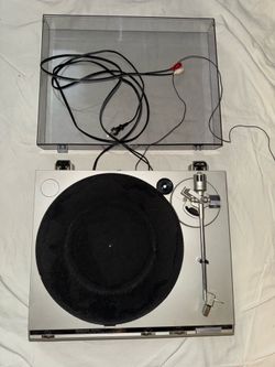 Technics SL-Q300 Direct Drive Turntable w/ Audio-Technica Cartridge