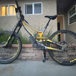 E Bike - Downhill ÷ 5000 Wt = 45 Mph Top Speed  With 8 Inch Susp 