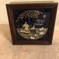 Dunn Inc Wood & Glass Top Music Box Plays Away In A Manger #TMP31