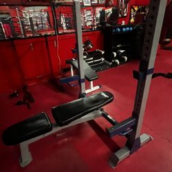 Weight Bench 
