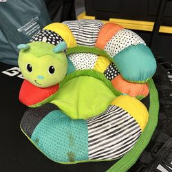 Prop And Puller Tummy Time Pillow