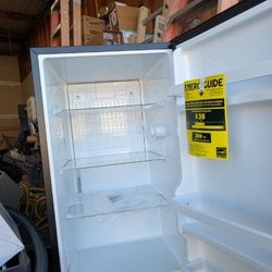 Energy Efficient Mini Refrigerator With Storage In Door New 