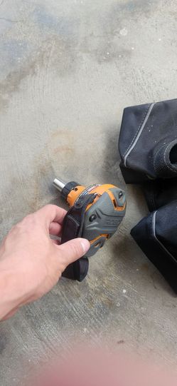 Palm nailer and construction belt .