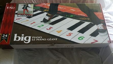 Fao schwarz big piano on sale dance mat