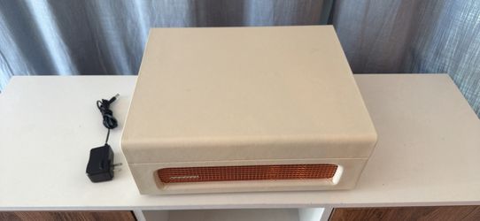 Crowley retro record player