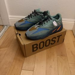 Yeezy 700 Sz 12 