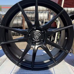 19” Rohana Wheels