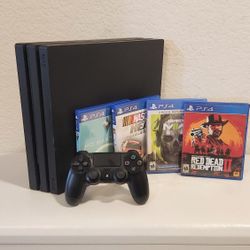 Mint PS4 PRO w/ Games Playstation 