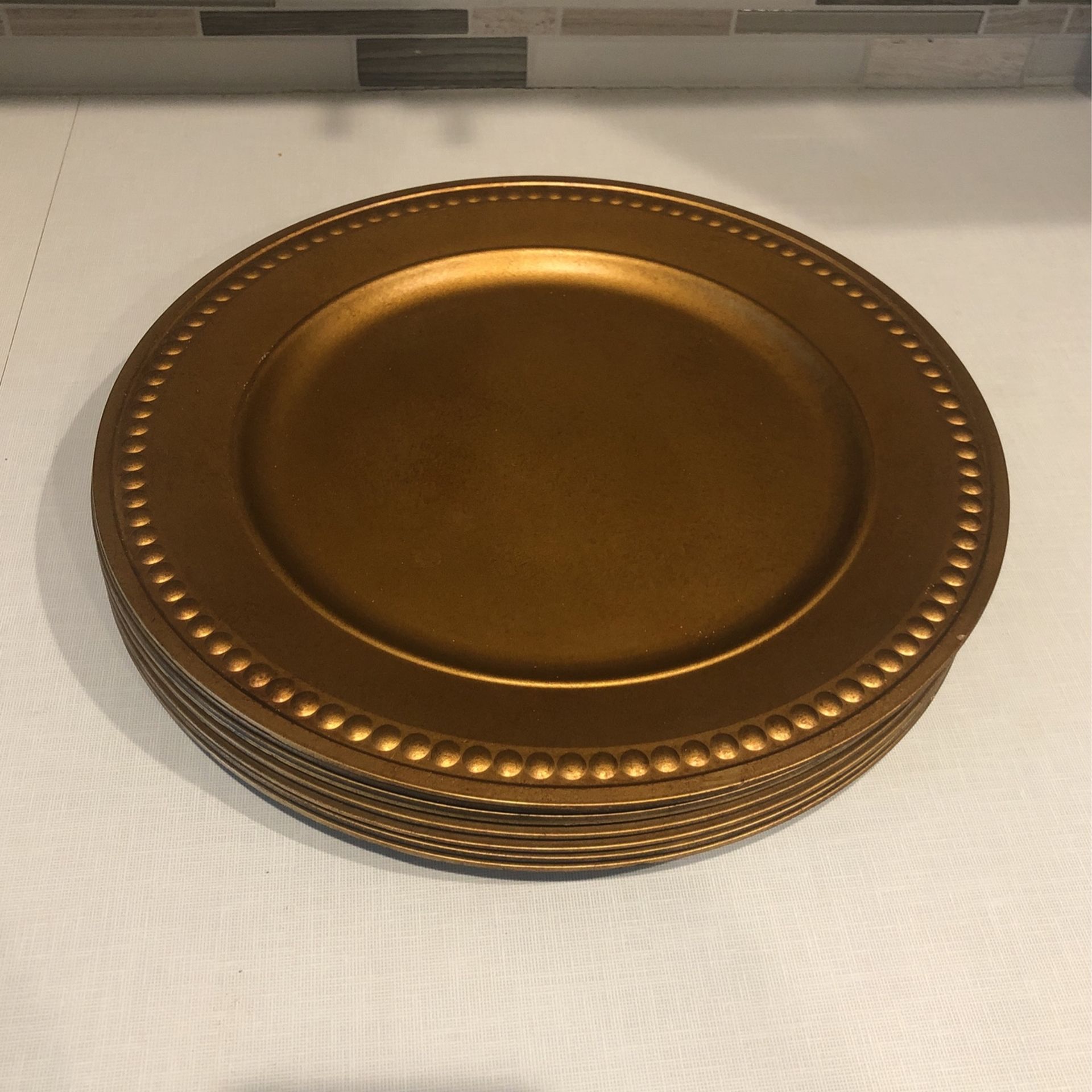 Gold Charger Plate - 8 Ct