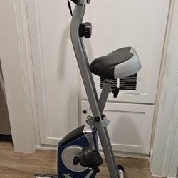 XTERRA Fitness FB150 Folding Exercise Bike