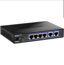 TRENDnet 6-Port 10G Switch, 4 x 2.5G RJ-45 Base-T Ports, 2 x 10G RJ-45 Ports, 60Gbps Switching Capacity, Wall Mountable, 10 Gigabit Network Connection