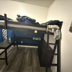 Full Size Loft Bed & Bookshelf 