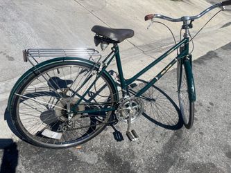 26” inch free spirit vintage cruiser bike