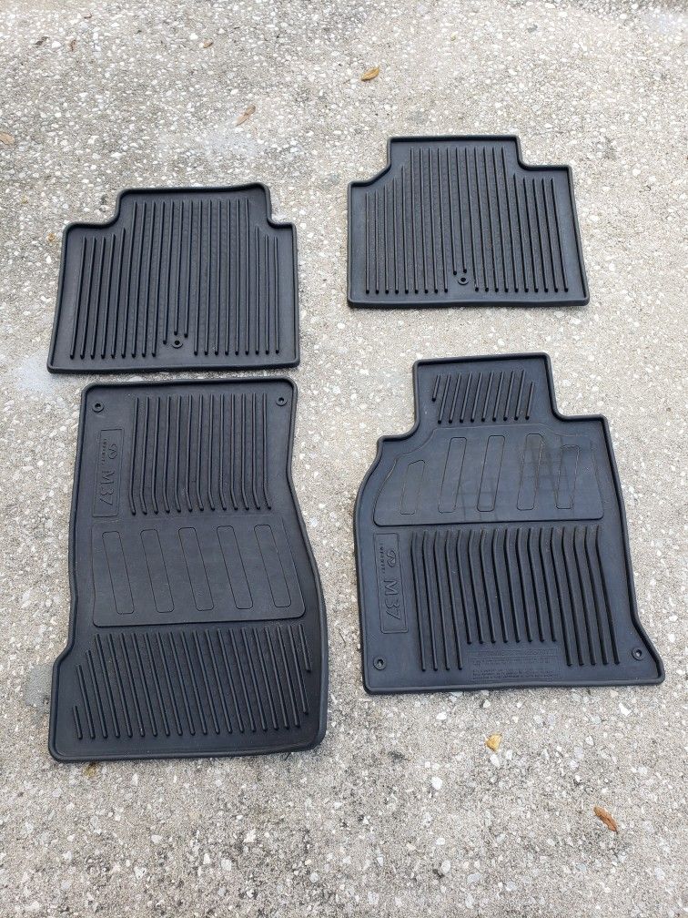 Infiniti M37 Floor Mats