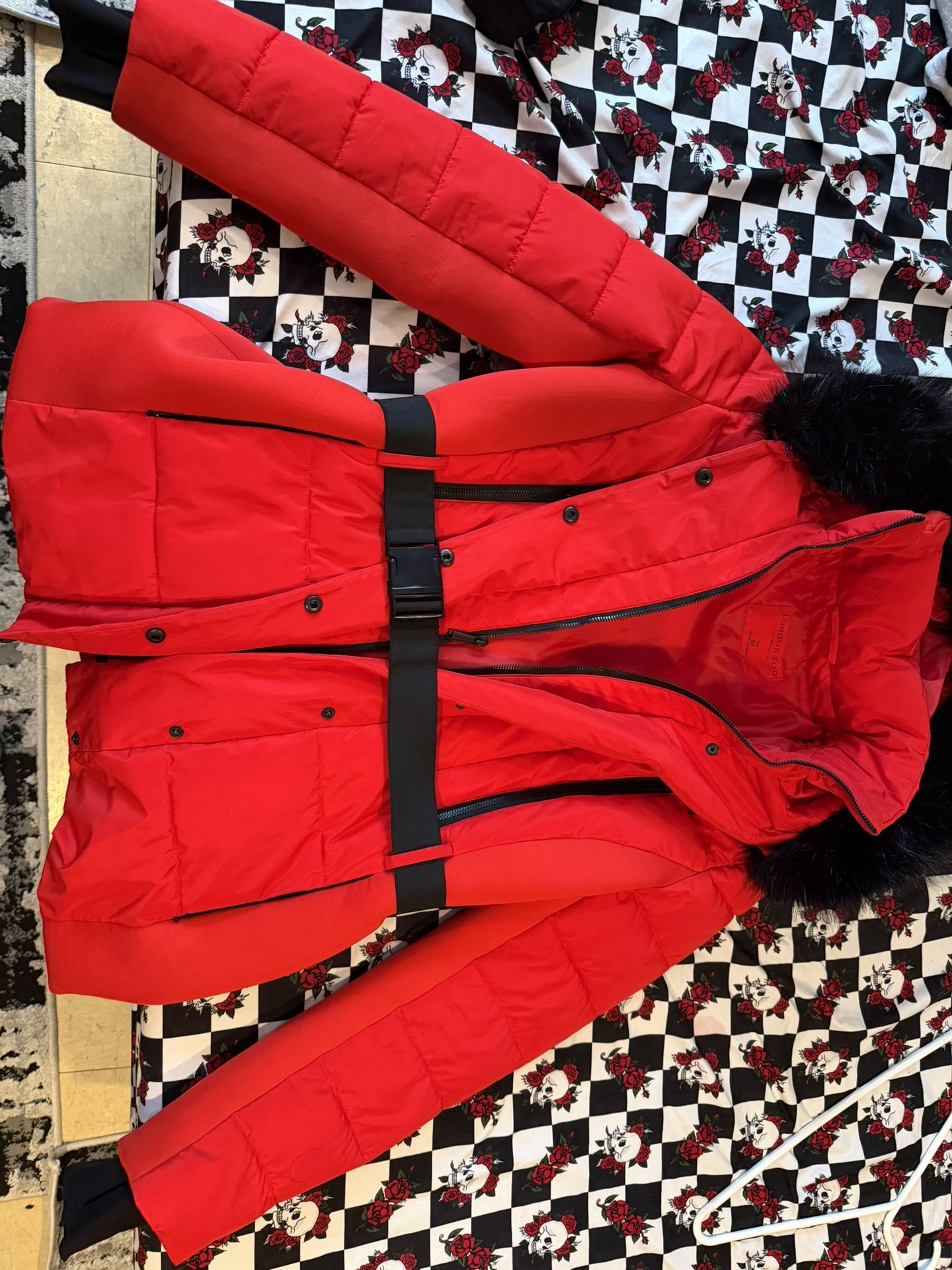 Women’s Red, London Fog, Winter Coat, Jacket Size Medium With Belt