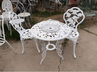 Beautiful Bistro set