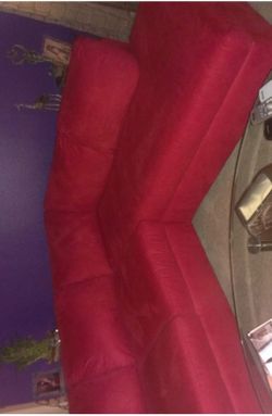 Sofa rojo italiano
