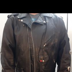 Motorcycle Leather Jacket XL $75 Dlls.