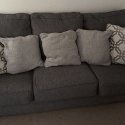 Sofa/love seat