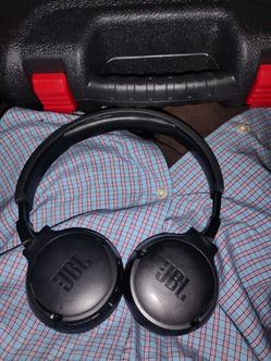 JBL Bluetooth headphones