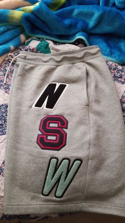 XXL Brand new NIKE NSW short