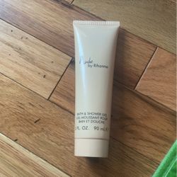 Nude by Rihanna bath and shower gel